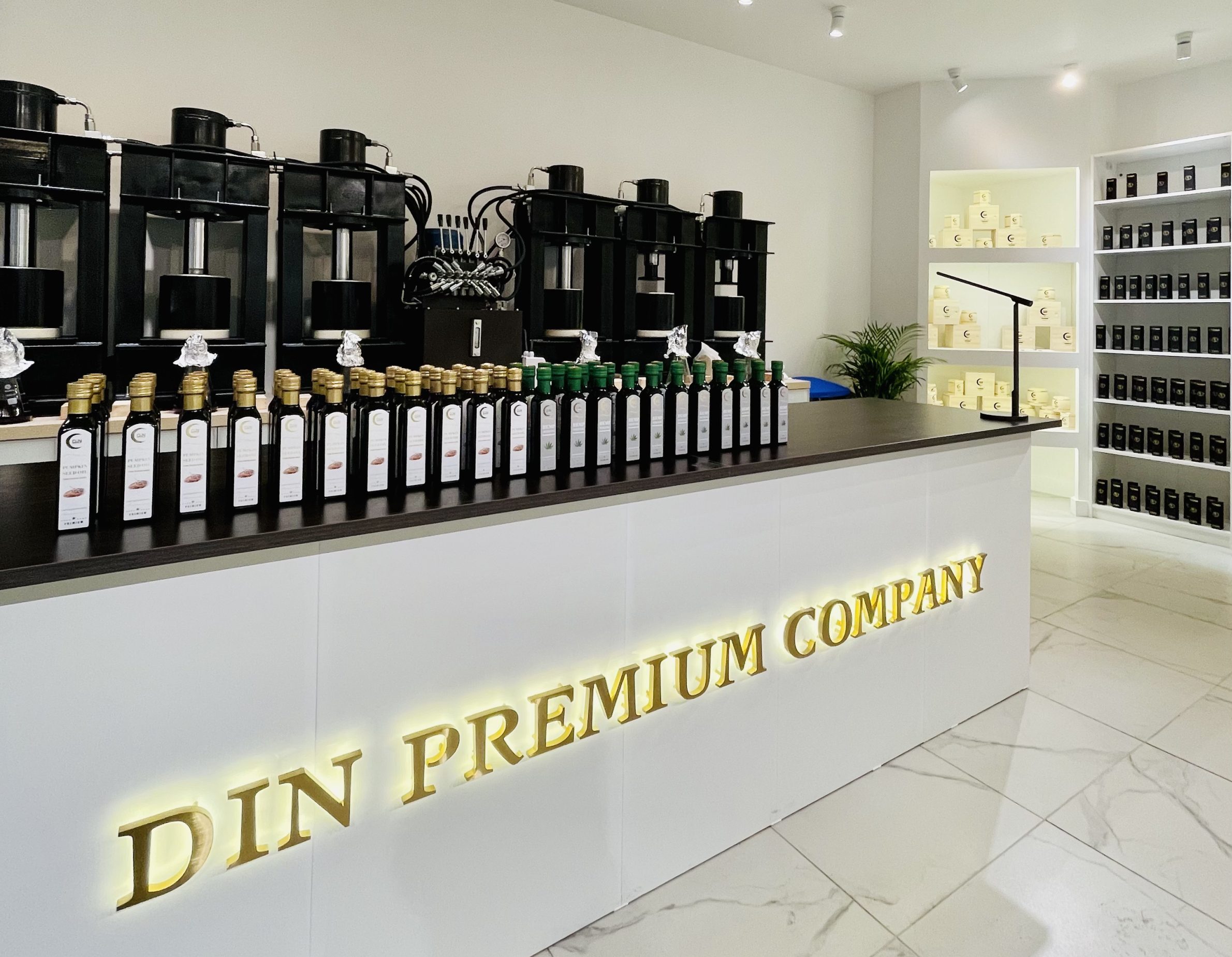 CCB90FC2-FC0E-4A24-A44C-F2243D7C9271